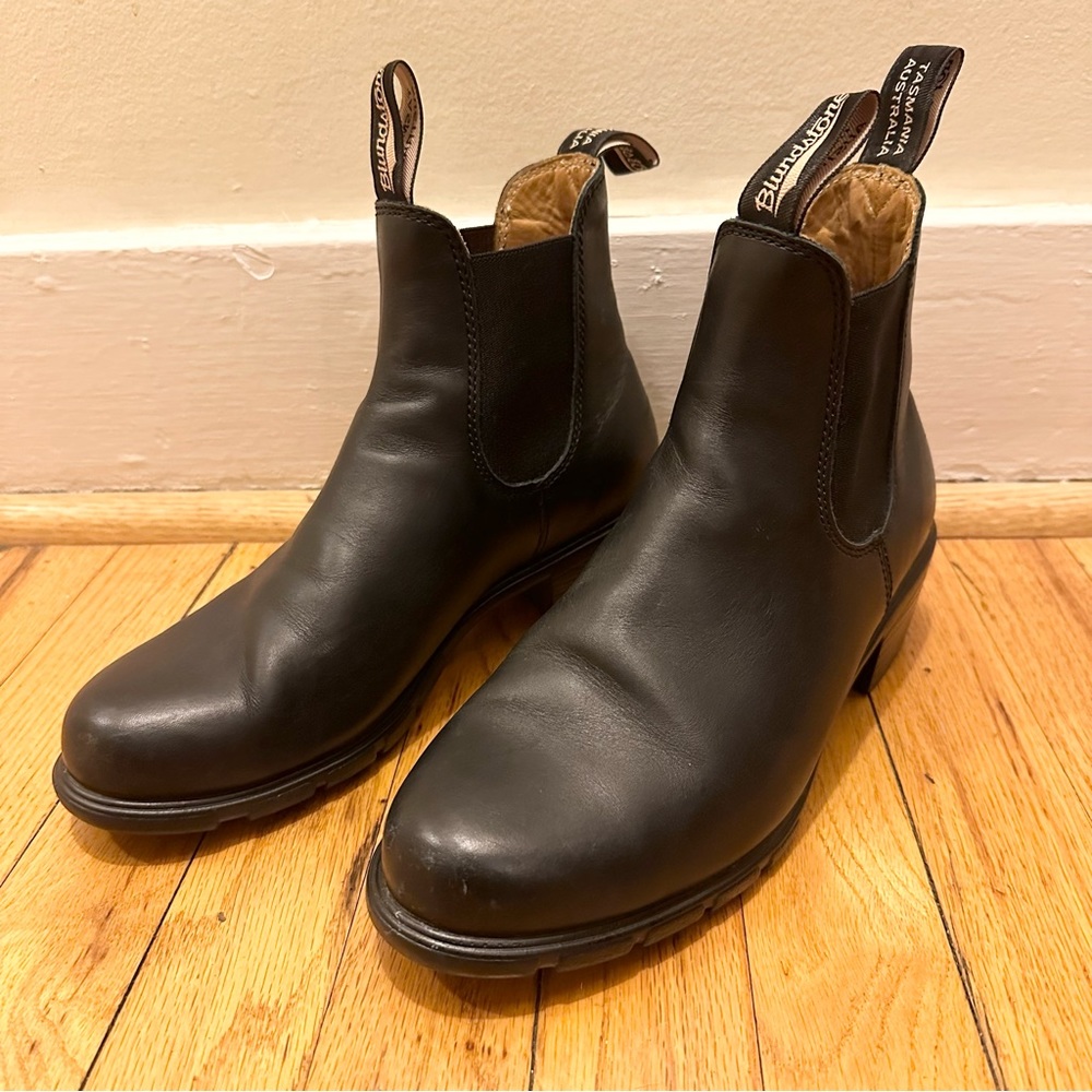 Blundstone Women’s Originals Chelsea Boots - Black size 9.5 1671 GREAT CONDITION